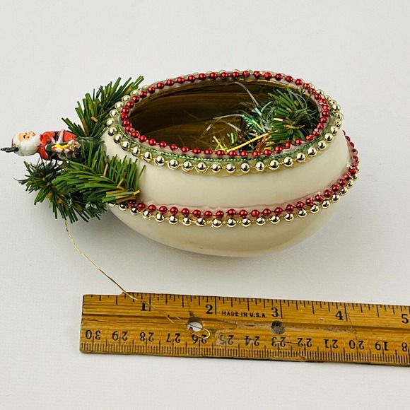Vtg Santa Toy Bag Tree Christmas Presents Egg Diorama Scene Ornament Homemade - Picture 6 of 6